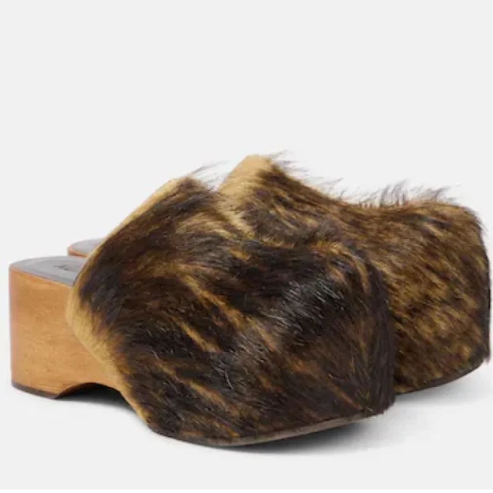 Acne Studios Clogs Calf Hair Platform in Pony Hair - Picture 5 of 14